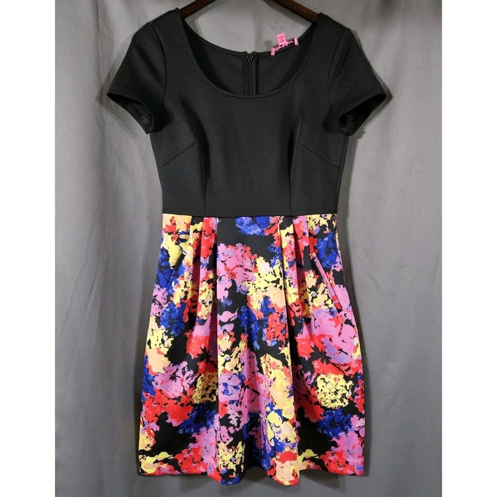 Betsey Johnson Black Floral Mini‎ Dress Womens Size 4 Scuba Shift Pockets